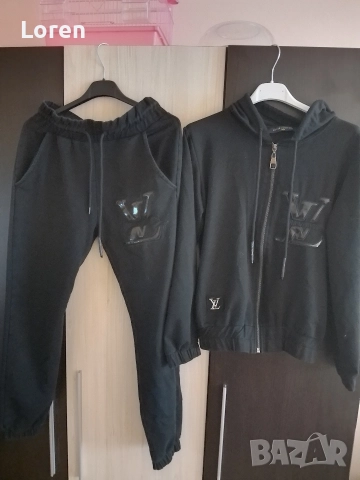 *Luis Vutton*Дамски екип