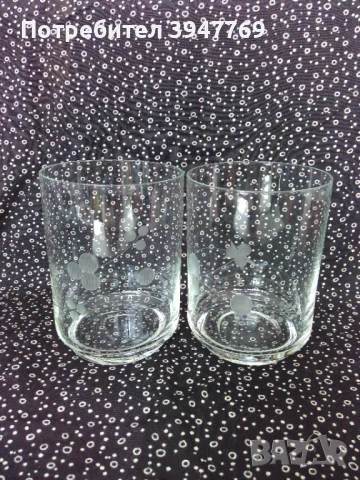2 големи стъклени чаши