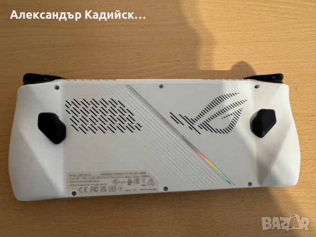 Asus ROG Ally Z1 Extreme 512GB с протектор + 2 резервни протектора, снимка 2 - Други игри и конзоли - 52493155