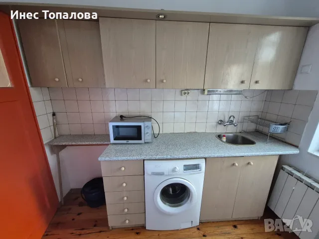 Продавам кухня от две отделни части