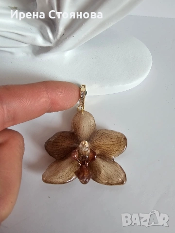 Аксесоар за чанта, ключодържател или каквото решите с естествен цвят на орхидея., снимка 8 - Чанти - 53738019