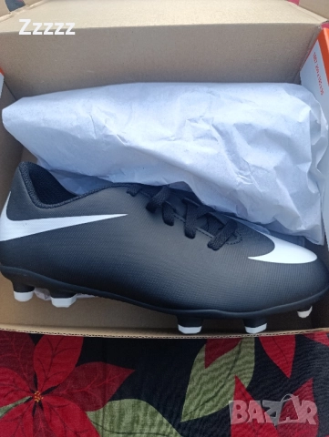 нови оригинални бутонки Найк , снимка 17 - Футбол - 52351591