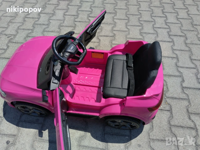AUDI Акумулаторен джип Audi SQ8 e-tron мет. розов, снимка 6 - Детски велосипеди, триколки и коли - 53569231