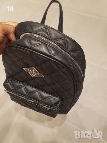 Раница, снимка 2 - Раници - 41517079