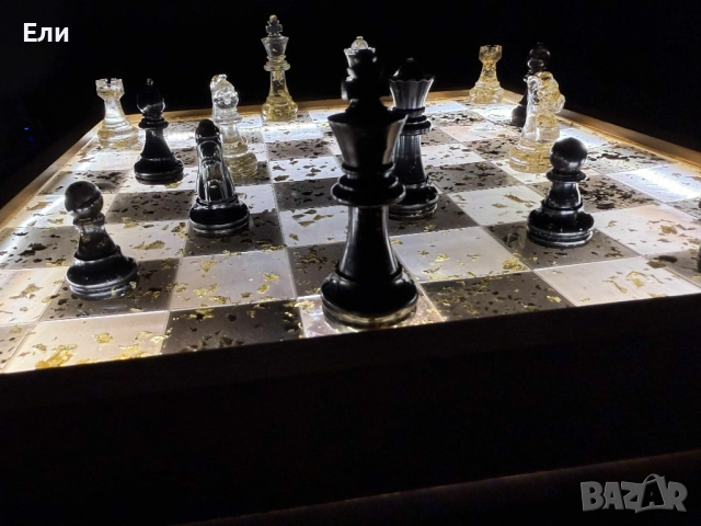 Ръчно изработен светещ шах, снимка 3 - Шах и табла - 52594899