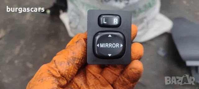 Бутон ел,стъкла Toyota Corolla Verso 04-09г - 40лв