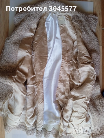 Палто дамско размер L - XL, снимка 2 - Палта, манта - 37801433