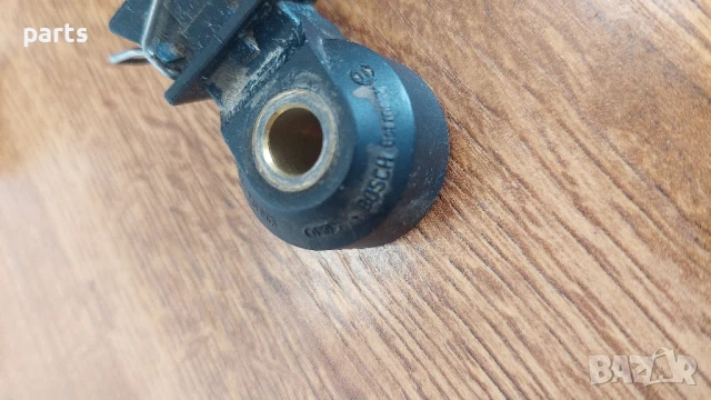 Детонационен Датчик VW Голф 2 - Пасат - Поло - Сеат
- Bosch - 0261231045 - 030905377A, снимка 7 - Части - 50815506