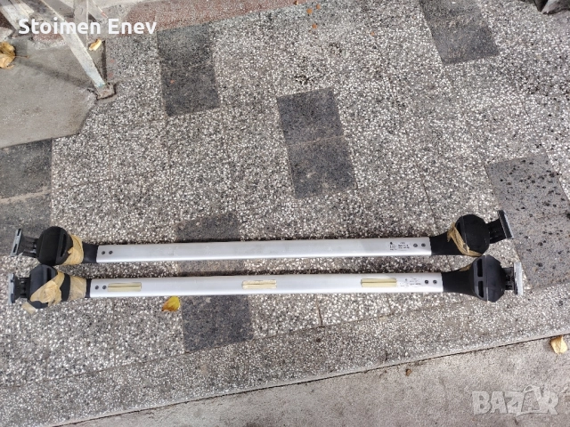 продавам багажник релси за тойота версо 2009-2012. , снимка 2 - Аксесоари и консумативи - 52494361