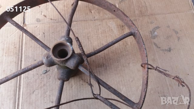 възрожденско колело от каруца, двуколка - направено на полилей , снимка 8 - Антикварни и старинни предмети - 39731473