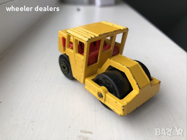 Метална количка валяк Matchbox Bomag Road Roller в мащаб 1:76, снимка 3 - Колекции - 39835206