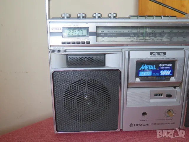 Hitachi TRK 8210E- Радиокасетофон 1981 , снимка 3 - Радиокасетофони, транзистори - 49822722