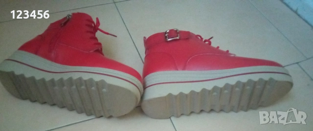 Боти от естествена кожа , снимка 3 - Дамски боти - 53669267