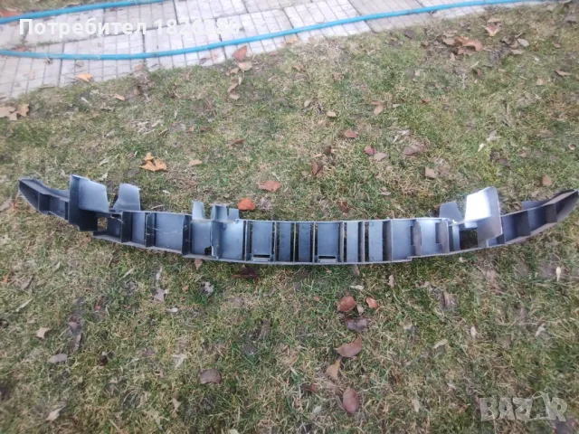 Части от броня Renault Dacia , снимка 2 - Части - 48559535