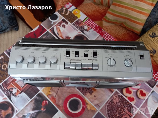 Радиокасетофон Hitachi TRK 8210E, снимка 5 - Радиокасетофони, транзистори - 40456356