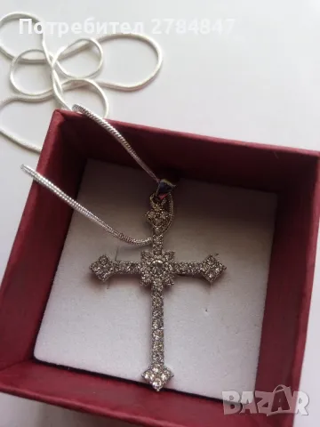 Дамско колие с кръстче , снимка 6 - Колиета, медальони, синджири - 50257645