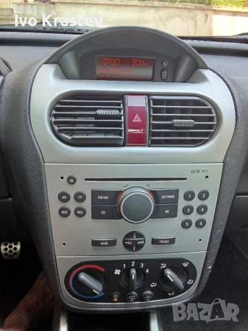 Опел Тигра 1.4 бензин ,Климатик , снимка 10 - Автомобили и джипове - 51202604