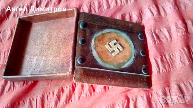 Трети райх кутия естествена кожа , снимка 2 - Колекции - 41950555