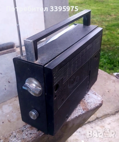 Ретро радио VEF 206 - винтидж модел, за части или реставрация на части, снимка 2 - Радиокасетофони, транзистори - 53771946