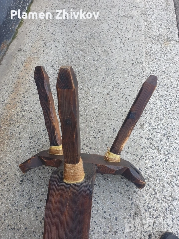 Трикрако дървено столче Много красива майсторска изработка ., снимка 11 - Декорация за дома - 53411308