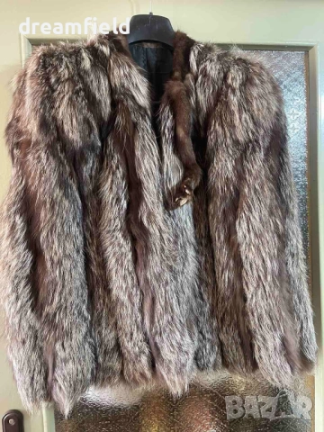 СЕЗОННА ЦЕНА-Луксозна наметка- сребърна лисица, снимка 2 - Палта, манта - 51443789