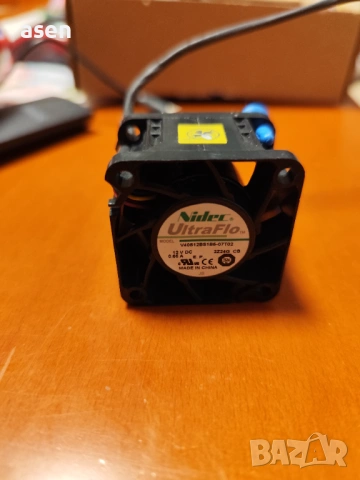 Продавам вентилатори за сървъри и други 40 х 40 мм, снимка 4 - Други - 53488546