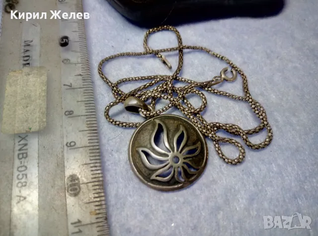 ФЛОРАЛЕН СРЕБЪРЕН МЕДАЛЬОН сФИНА СРЕБЪРНА ВЕРИЖКА СРЕБРО 925 с НУЖДА от РЕМОНТ на ЗАКОПЧАЛКАТА 49776, снимка 2 - Колиета, медальони, синджири - 50421443