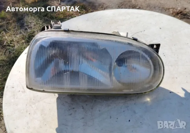 Десен фар VW Golf 3	