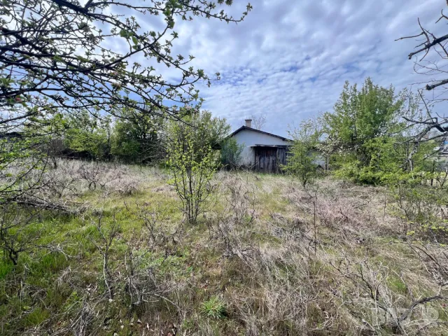 1.3 дк Двор / Парцел в Казанлък за Строеж на Къща. Дворно Място Вилна Зона "Старите Лозя" и Тюлбето, снимка 8 - Парцели - 38508593