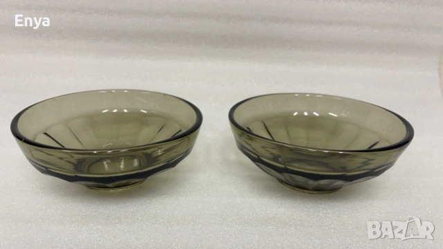 Купички от пресовано стъкло - 2 бр. - за допълване на сервиз