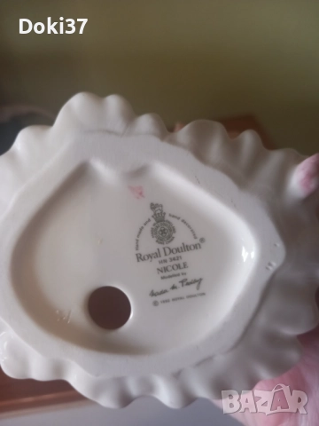 Порцеланова кукла ROYAL DOULTON , снимка 4 - Колекции - 52910271