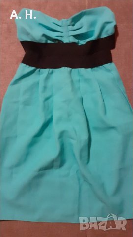 Зелена рокля с ластици без презрамки