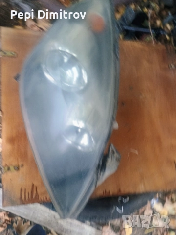 Десен фар Opel Zafira B , снимка 2 - Части - 51683743
