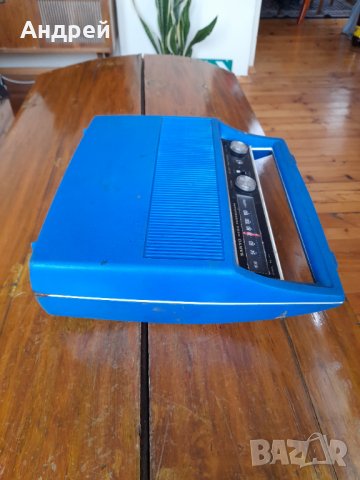 Стар радиограмофон Sanyo, снимка 3 - Антикварни и старинни предмети - 35894061