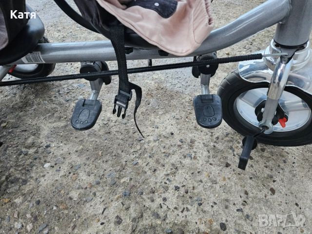 Детска триколка за близнаци