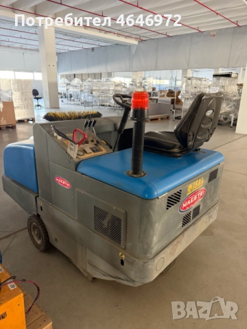 Професионална машина за почистване на под, снимка 2 - Други машини и части - 52357951