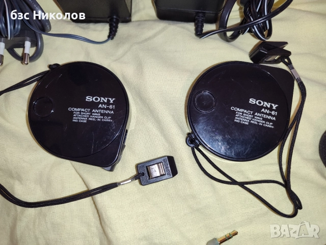 Използвано радио Panasonic RF-B10 FM/SW/MW World Radio и аксесоари за радио Sony ICF и ICF-SW., снимка 14 - Радиокасетофони, транзистори - 52798679