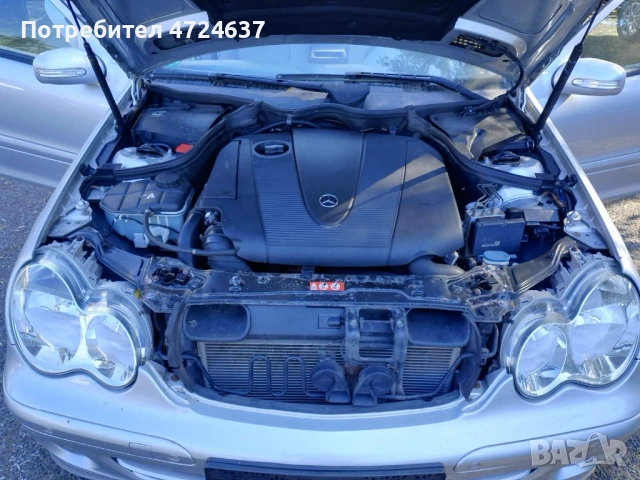 Продава се Мерцедес ц220 фейс лифт 150 коня 2006 година, снимка 9 - Автомобили и джипове - 53295037