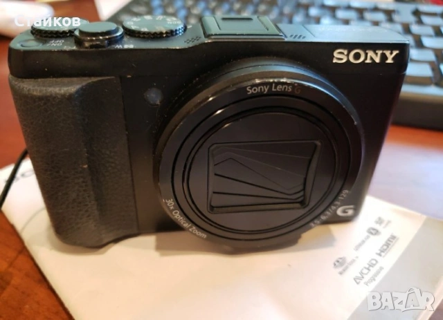 Цифров фотоапарат Sony Cyber-shot DSC-HX50 Wi-Fi,SMART, снимка 2 - Фотоапарати - 53632568