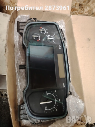 Рено Т - табло Renault T instrument panel cluster 7422166228