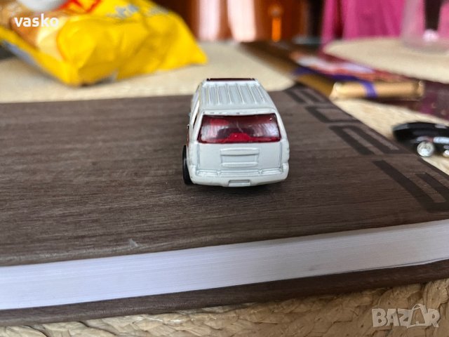 Hot wheels Chevy, снимка 4 - Колекции - 42343761