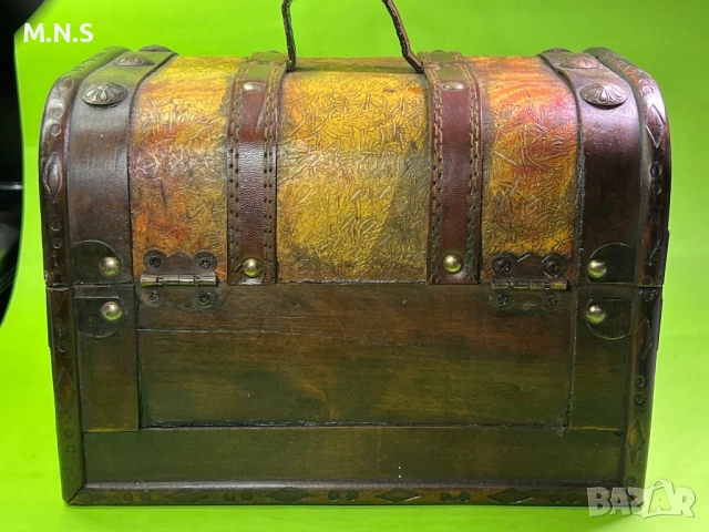 Дървен Ретро Куфар, снимка 4 - Антикварни и старинни предмети - 52848267