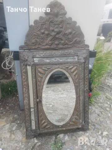 Старинно бронзово огледало 