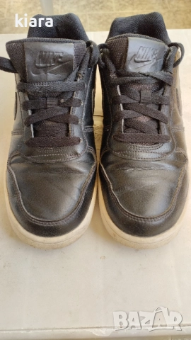 Маратонки NIKE 38 номер