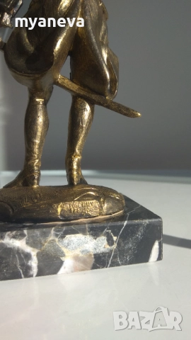 Vintage статуетка на принц в доспехи от FONTANINI DEPOSE , Италия., снимка 6 - Статуетки - 52240264