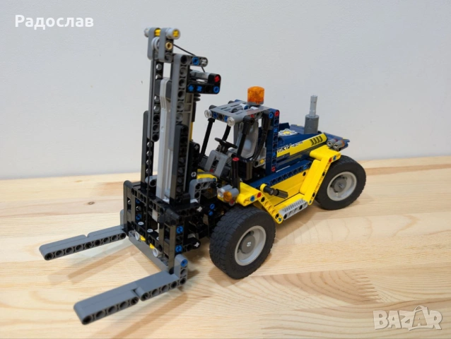 Lego Technic 42079 - Heavy Duty Forklift, снимка 2 - Конструктори - 53578868