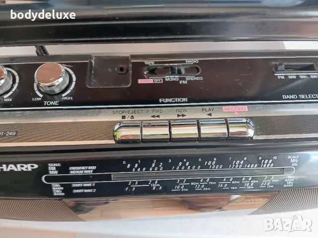SHARP QT-249 радио-касетофон, снимка 6 - Радиокасетофони, транзистори - 50358339