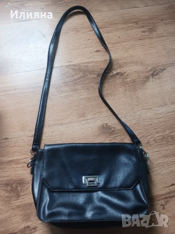 Черна чанта