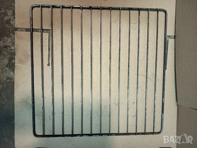 За готварска печка INDESIT чекмедже, скара, тавичка, грил 6, снимка 12 - Печки, фурни - 51229597