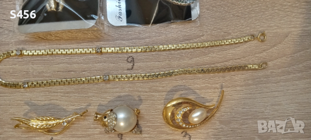Позлатена брошка. Брошки. Колие, снимка 3 - Други - 52591307